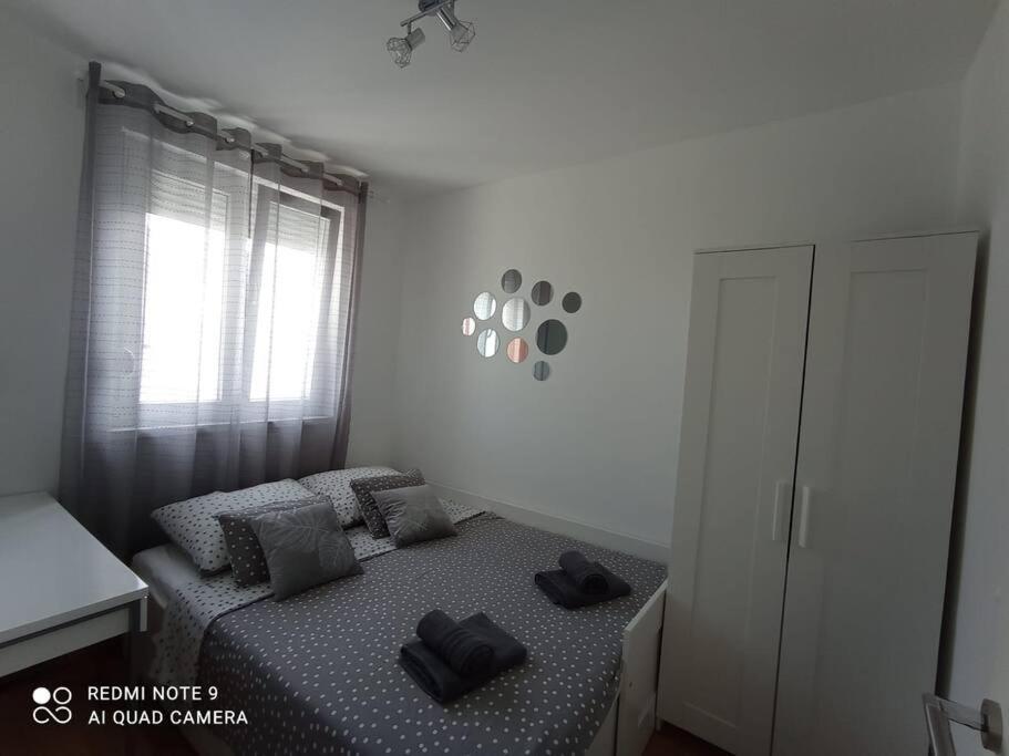Apartman Ana Iadera With Balcony And Parking Задар Экстерьер фото